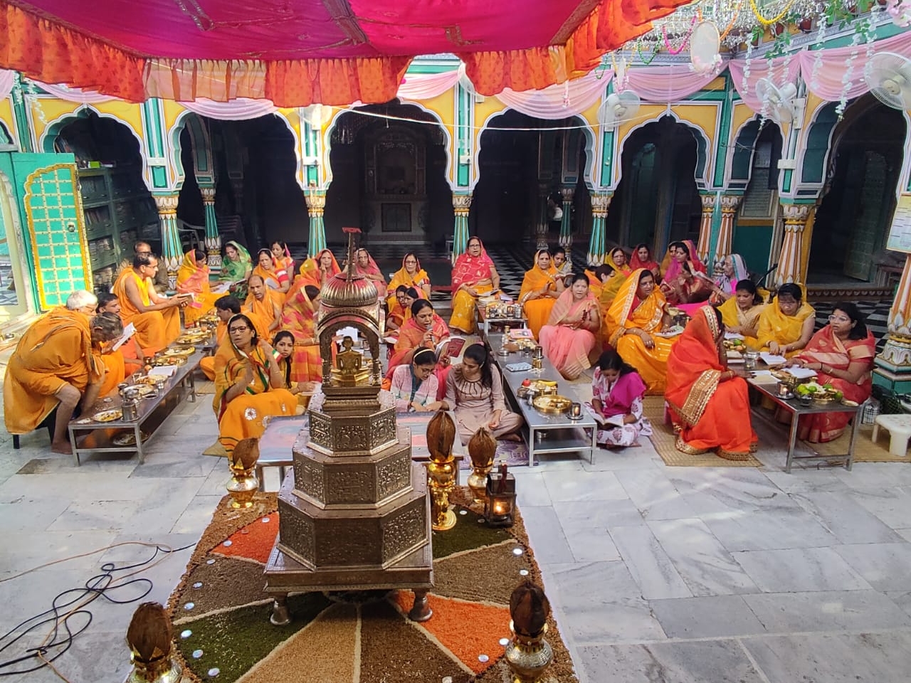 सामाजिक सांस्कृतिक धार्मिक कार्यक्रमों का आयोजन